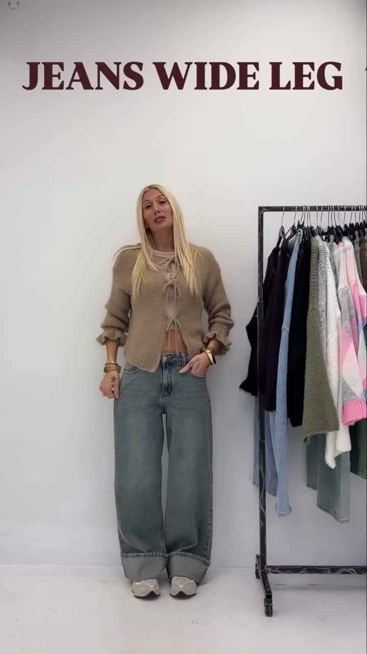 jeans con risvolto wide leg